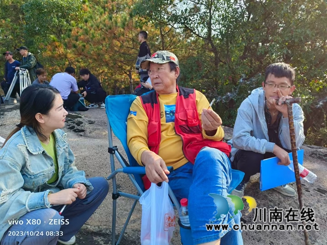 血梅燃赤梦 泸水映初心——评执着的导演张进军(图3) 3.jpg