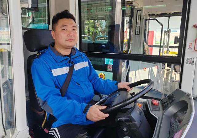 泸州公交正能量不断涌现，凡人善举彰显文明底色