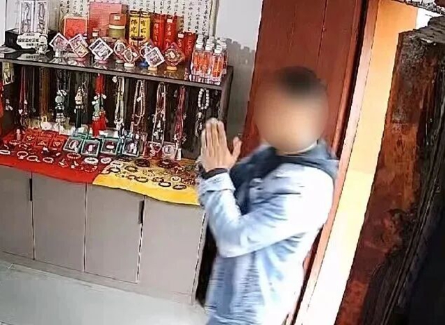 盗贼遮住方山寺庙摄像头,菩萨用一阵风“吹开”……(图2) 2.jpg