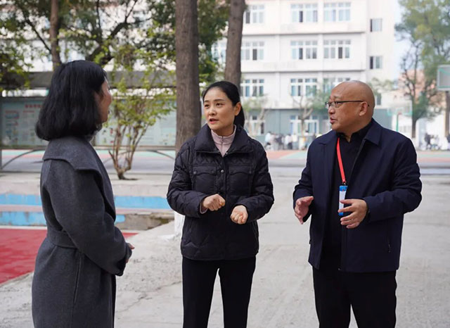 泸县副县长甘露到泸县建校调研职业教育发展