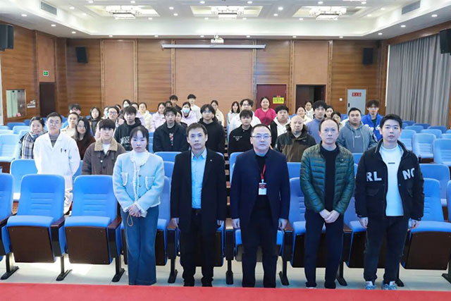 市级继教“中医药治疗肺癌的优势与策略培训班”学术会议在合江县中医医院举行(图7) 7.jpg