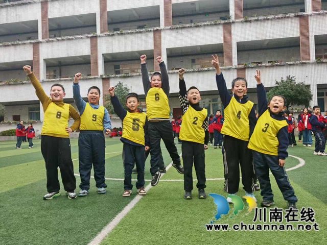 合影1.JPG