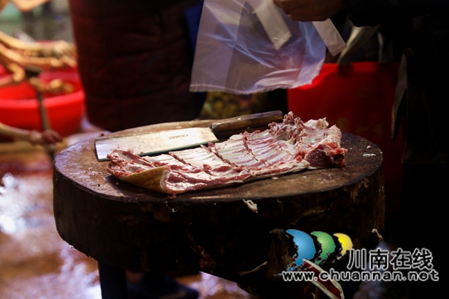 龙马潭：冬至暖“羊羊”，羊肉成“顶流”火爆市场