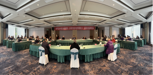 古蔺开展泸州产区2025年度大曲酱香型轮次、盘勾酒专家鉴评会暨中国酱酒之乡·古蔺首届白酒品牌评选活动