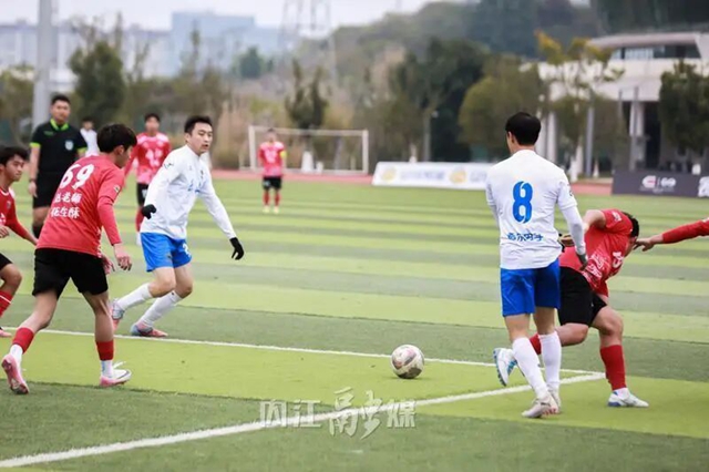 位列川南赛区第三名!内江重龍酒队晋级(图6) 足球6.jpg