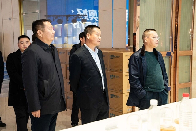 氘领品质 酒韵共赢 | 宇泉公司与巴蜀液集团签署战略合作协议(图4) 泉4.jpg