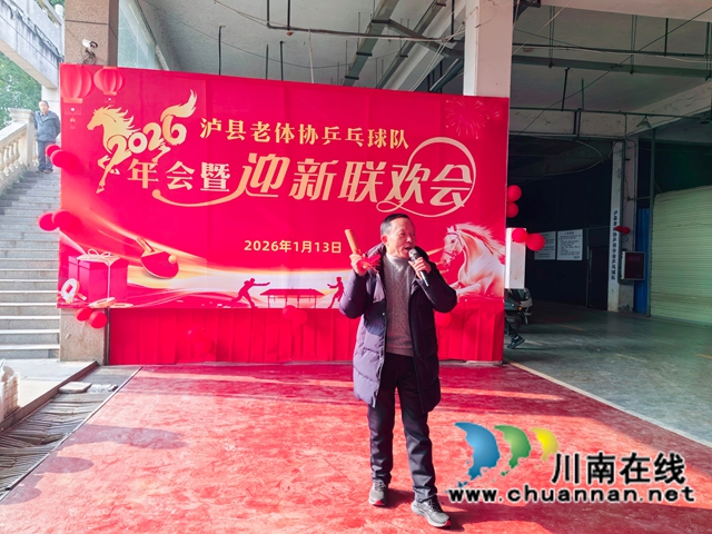 快板表演（曾佐然摄）.jpg