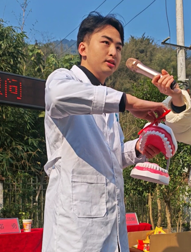 关3.jpg