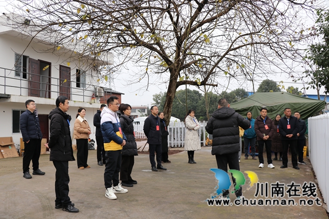 龙马乌鸡养殖场1.JPG