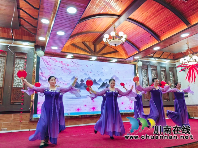 舞蹈《千古一醉》（曾佐然摄）.jpg