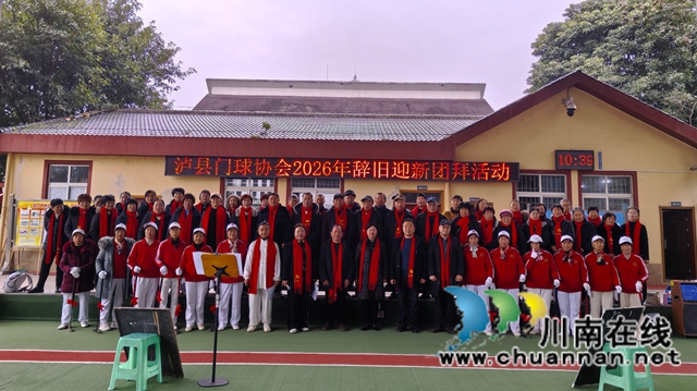 合唱1（曾佐然摄）.jpg