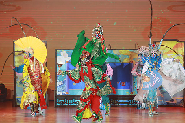 纳溪2026新春大联欢为群众送上文化大餐(图6) 6.jpg