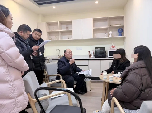万3.jpg