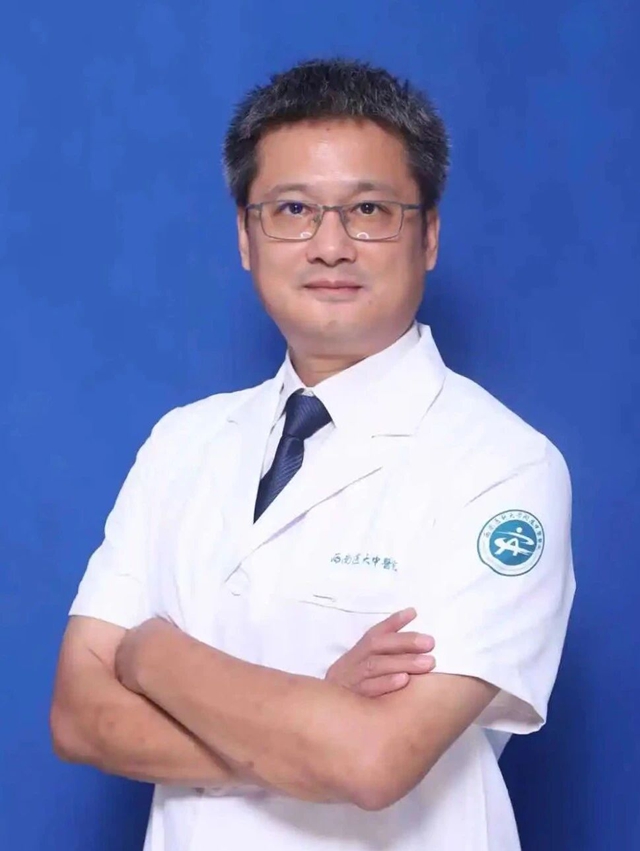 西南医大中医院导师风采（二）|又8名骨伤科导师硬核登场！