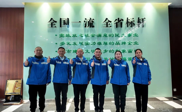 春节在岗不打烊，市民出行我护航丨泸州公交人的春节，既温馨又幸福！
