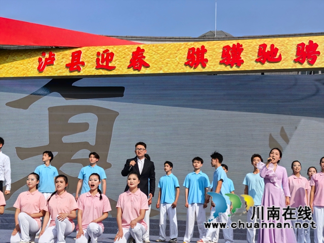 歌舞《再一次出发》（曾佐然摄）.jpg