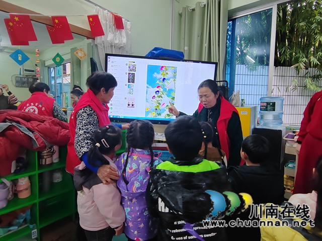 春暖花开季，最美五老情｜泸县玄滩镇关工委五老志愿者携手南天幼儿园开展“牵手向阳”种植活动