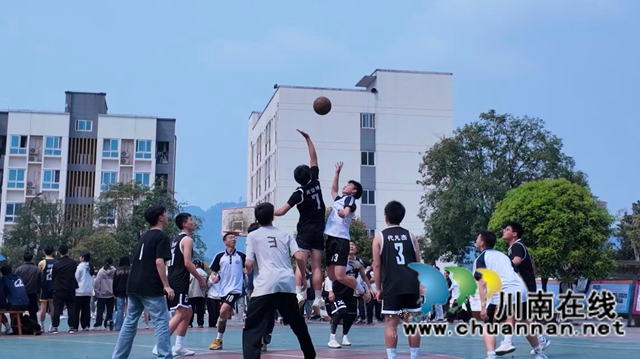 青春无畏 逐梦篮途｜纳溪区护国中学高中年级篮球运动会落幕