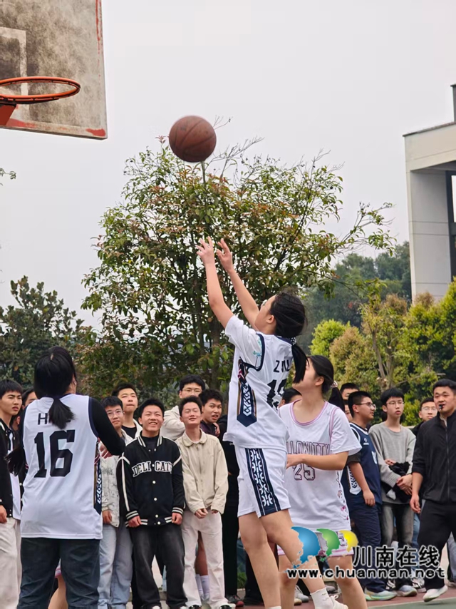 高中篮球2.jpg
