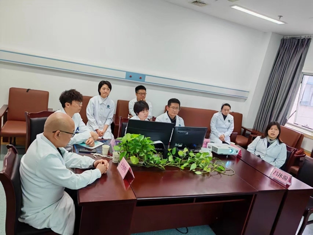 疑难病 / 罕见病，不用辗转多科室！西南医大附院这个门诊，专家会诊一次搞定