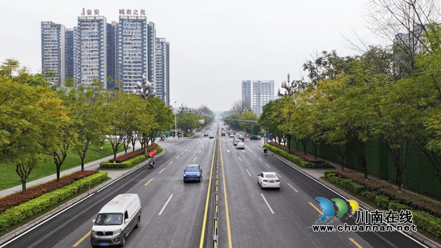 纳溪：畅通城市微循环 铺就群众暖心路