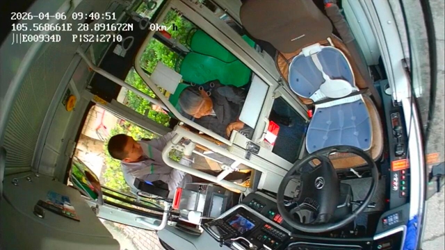 【平凡善举】泸州公交人用行动传递真善美