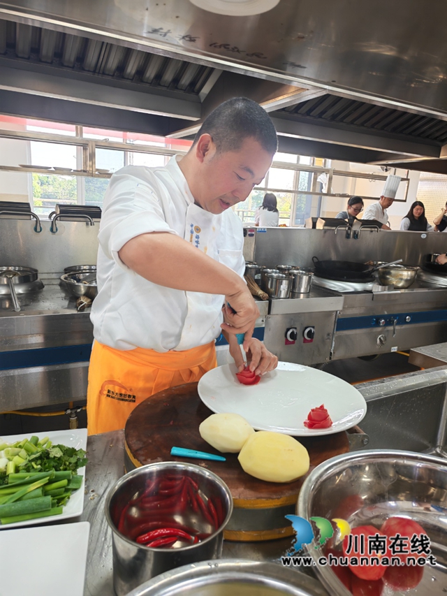 处理食材3.jpg