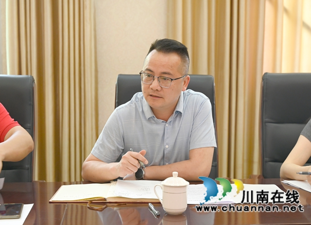 党委副书记、校长陈德富发言.JPG
