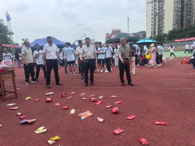 民2.jpg
