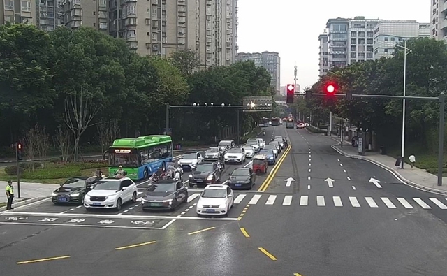 龙5.jpg