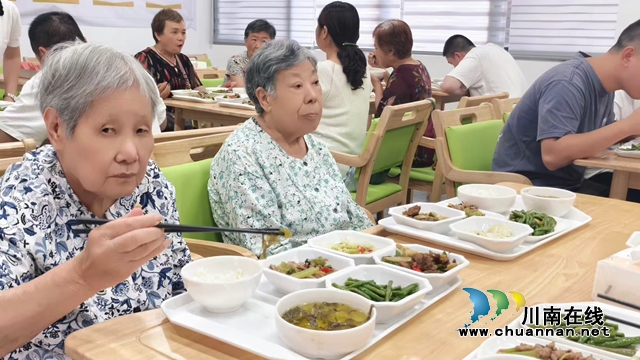食堂２.jpg