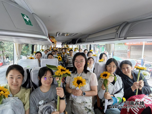 师生齐心送考 学子壮志出征｜纳溪区护国中学2026届高三学子出征送考