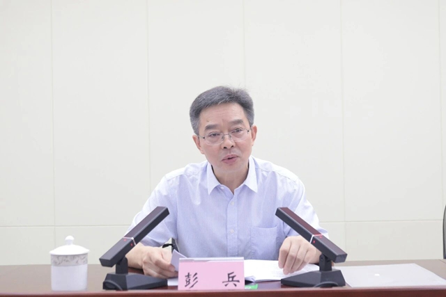 龙马潭区中华职教社第一次社员大会暨成立大会召开,秦登杰当选社务委员会主任(图3) 秦3.jpg