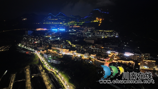 二郎镇夜景 李骁 摄.jpg