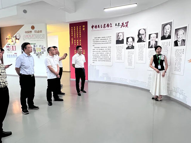 联合调研,共促就业——“宜自泸三地民建职业教育与就业”课题联合调研组走进泸州“时为”公司(图8) 8.jpg