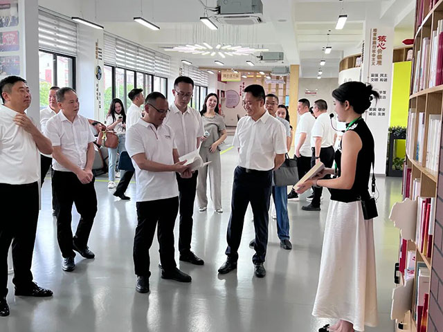 联合调研,共促就业——“宜自泸三地民建职业教育与就业”课题联合调研组走进泸州“时为”公司(图9) 9.jpg