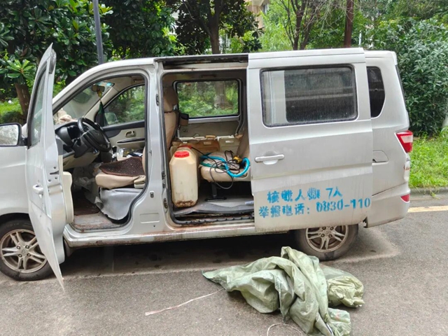 伸手必被抓!纳溪警方快速抓获一伙“油耗子”(图2) 油2.jpg