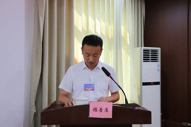 泸县天兴镇第八届人民代表大会第九次会议胜利召开(图2) 2.jpg