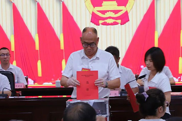 泸县天兴镇第八届人民代表大会第九次会议胜利召开(图7) 7.jpg