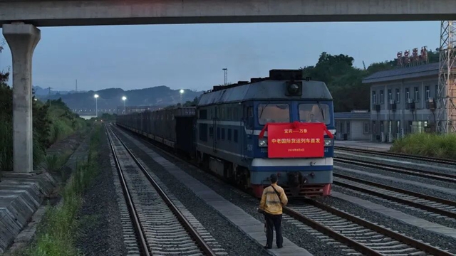 列车1.jpg