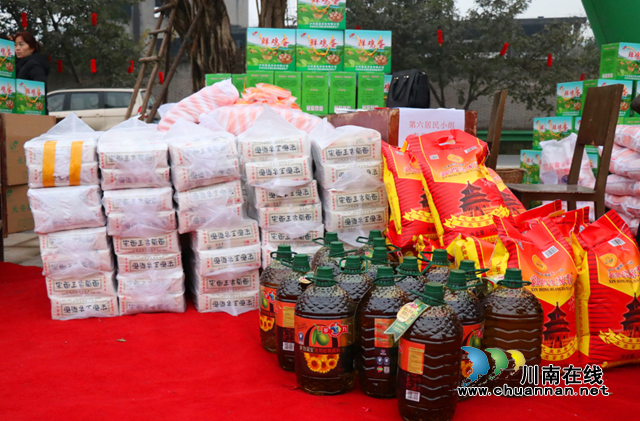 今年过年“鼠＂我最温暖！龙马潭区石樑社区送温暖一个都不少(图3)