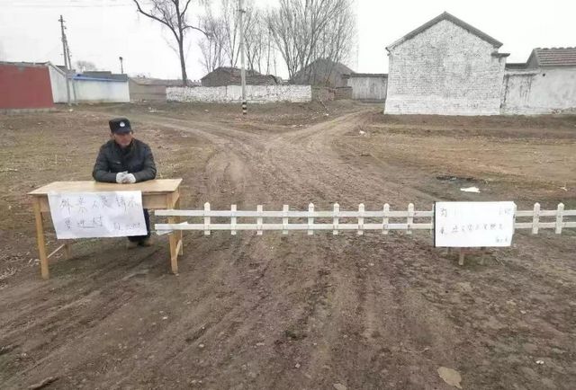 请不要这样封村封路，留个“生命通道”给消防车和救护车！(图5)