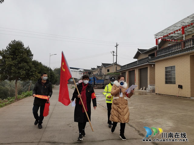 带病上阵  第一书记是最美“疫”战士