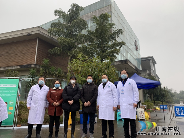 西南医大附院“疫战”逆行者 元宵节奔赴抗疫战场(图2) 西南医大附院“疫战”逆行者 元宵节奔赴抗疫战场(图2)