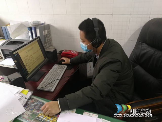 纳溪区护国中学 师生齐心“停课不停学”（一）(图1)