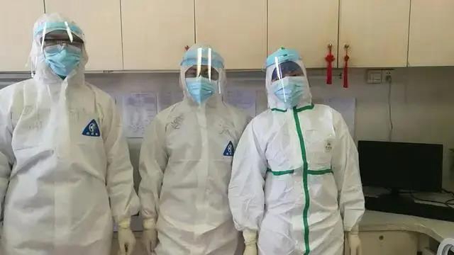 西南医大中医院雷波——周星驰心中的盖世英雄，原来是位内江人！(图5)