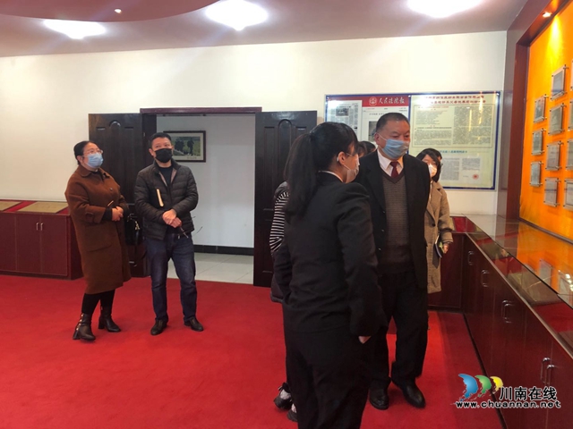叙永县人民法院莅临江宁法庭参观、交流(图5)