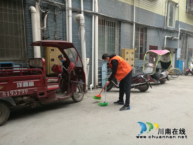 泸县农业农村局积极开展周末卫生大扫除