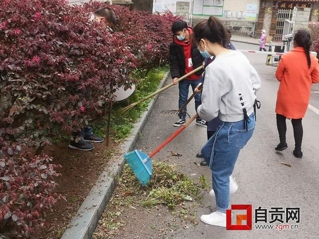 整得扎实!这周末,10万自贡人干了一件美丽的事(图3) 整得扎实!这周末,10万自贡人干了一件美丽的事(图3)