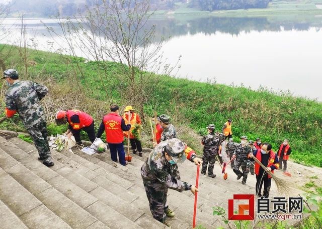 整得扎实!这周末,10万自贡人干了一件美丽的事(图9) 整得扎实!这周末,10万自贡人干了一件美丽的事(图9)